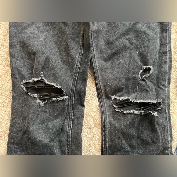 Abercrombie Ankle Straight Ultra High Rise Jeans - Picture 6 of 7